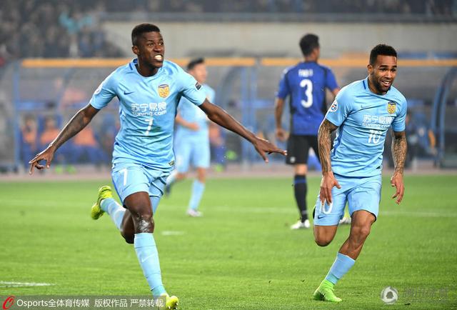 周妍希拍照花絮高清视频