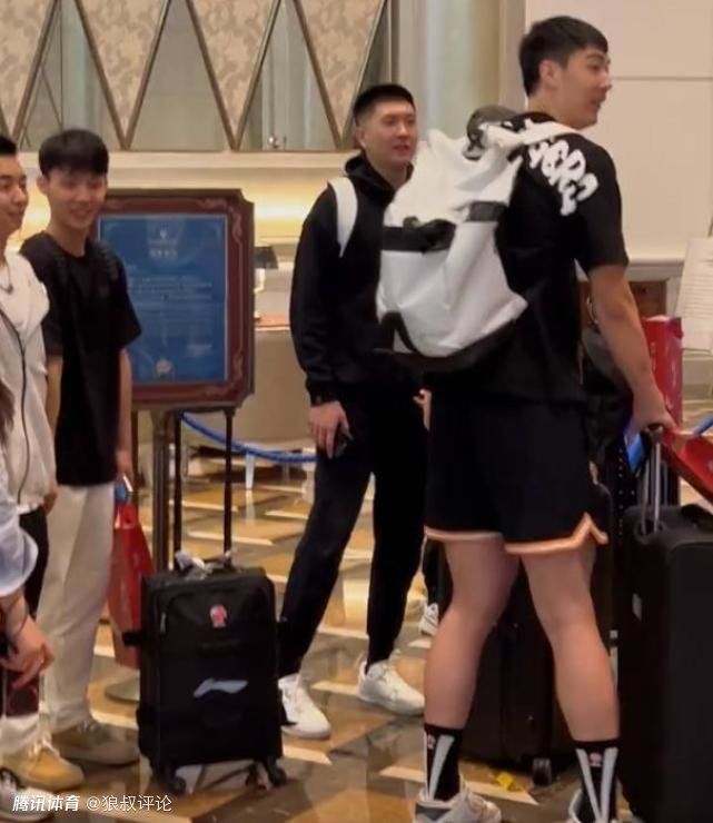 健身房的性感教练